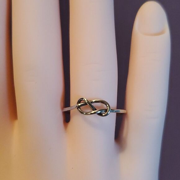 KNOT RING, Delicate Silver, NWOT! - Picture 1 of 4